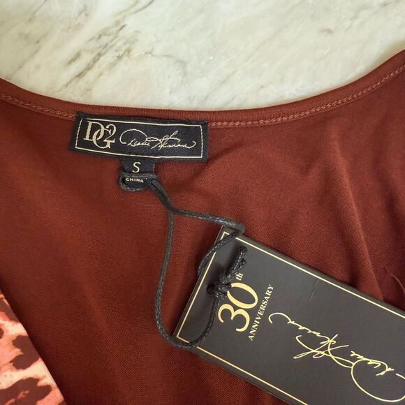 DG2 by Diane Gilman Mixed-Media Double Layer Tank blouse animal print XS NWT - Picture 4 of 7